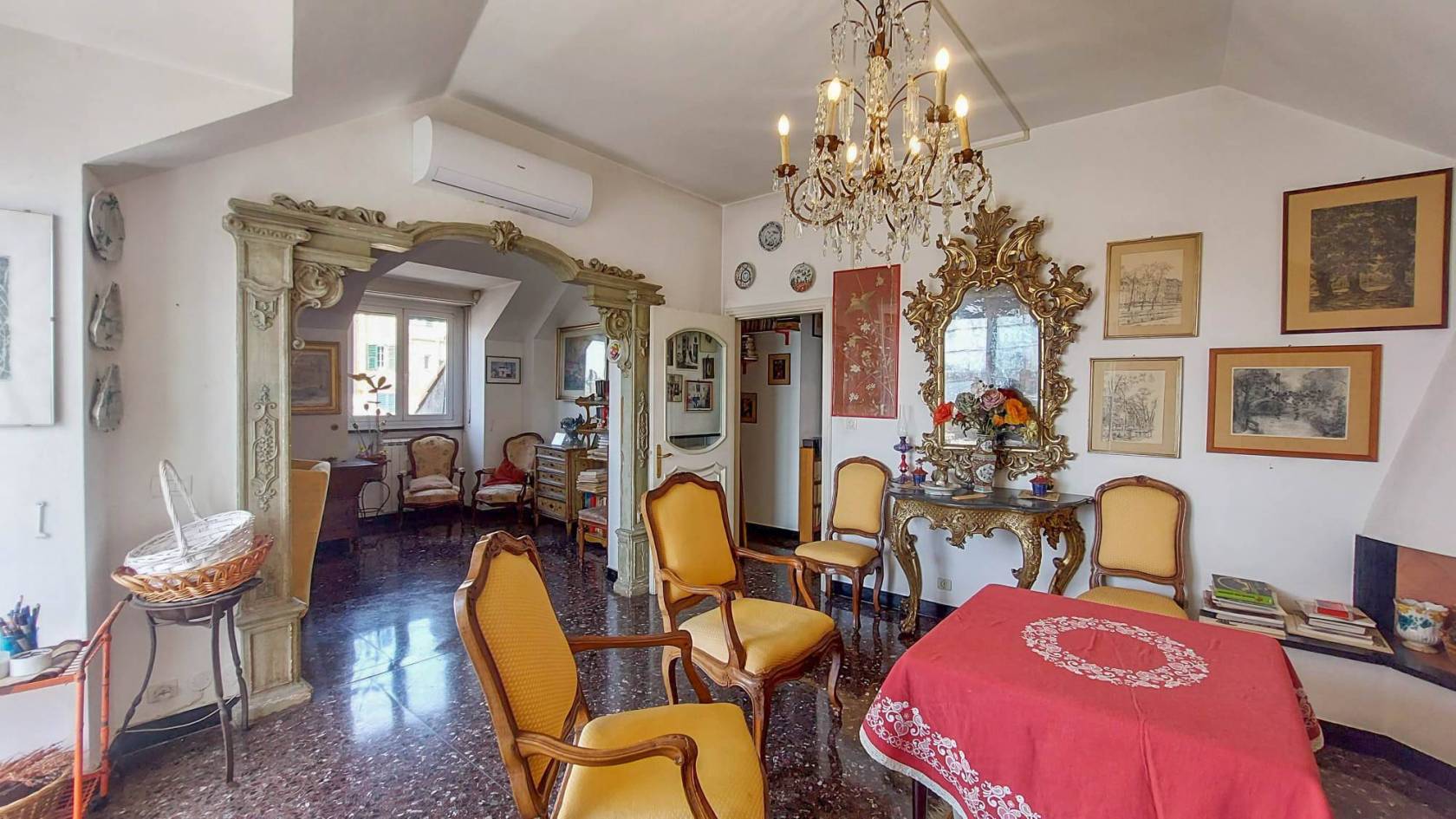 Salone