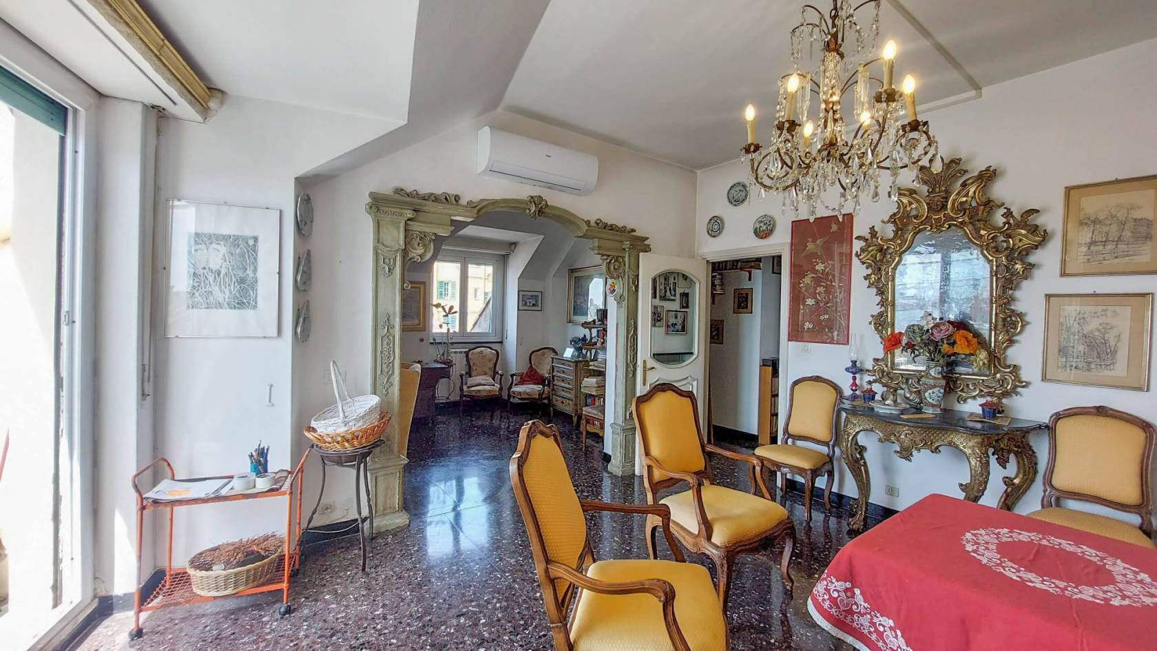 Salone