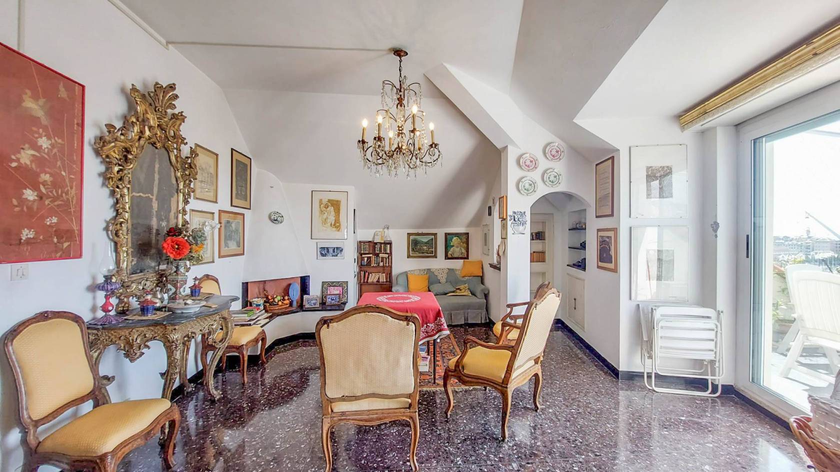 Salone