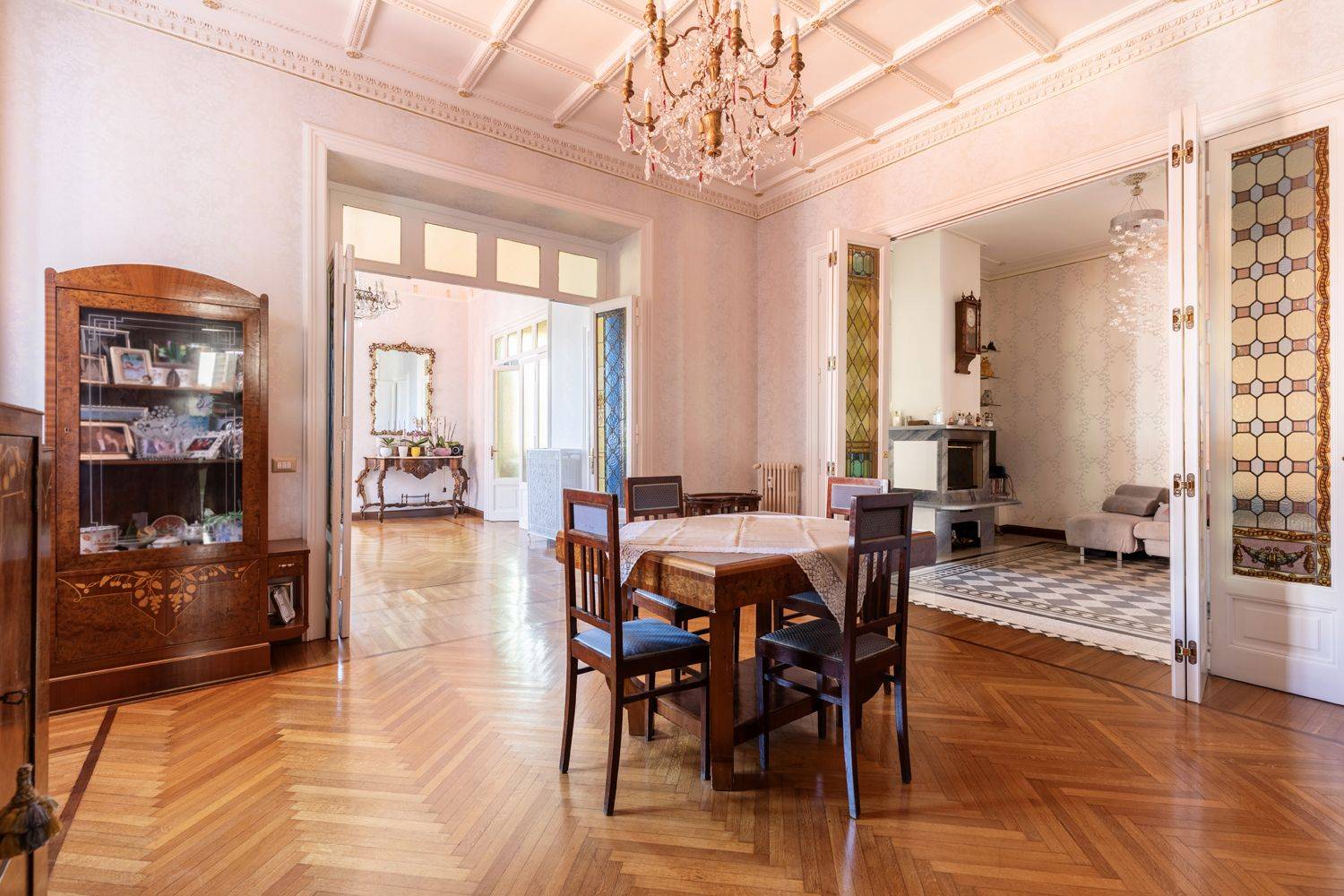 Salone