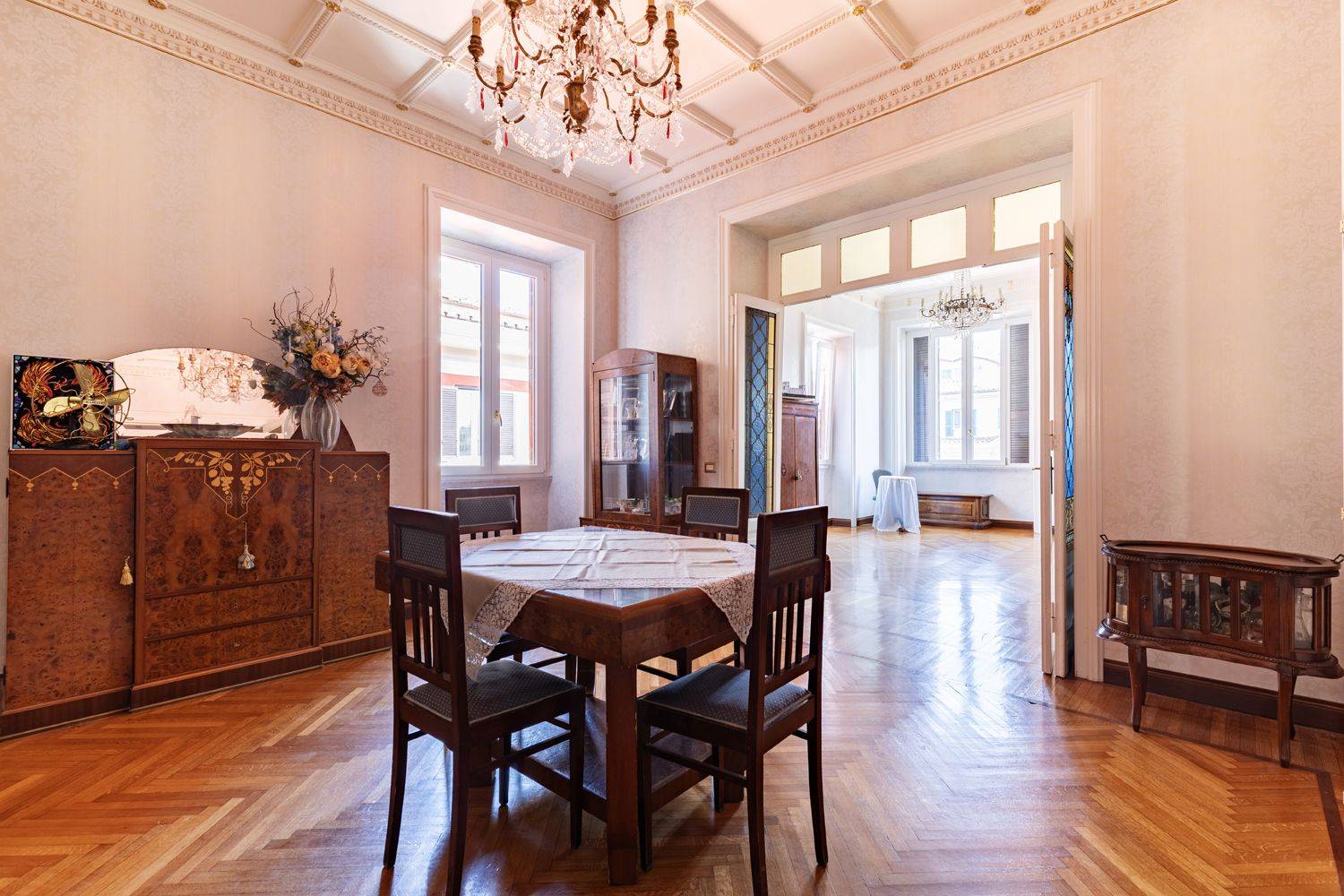 Salone