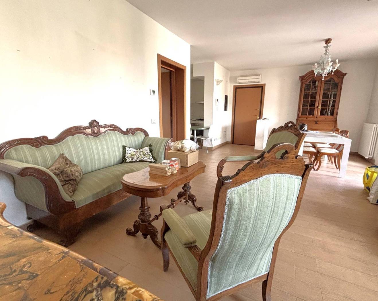 Salone
