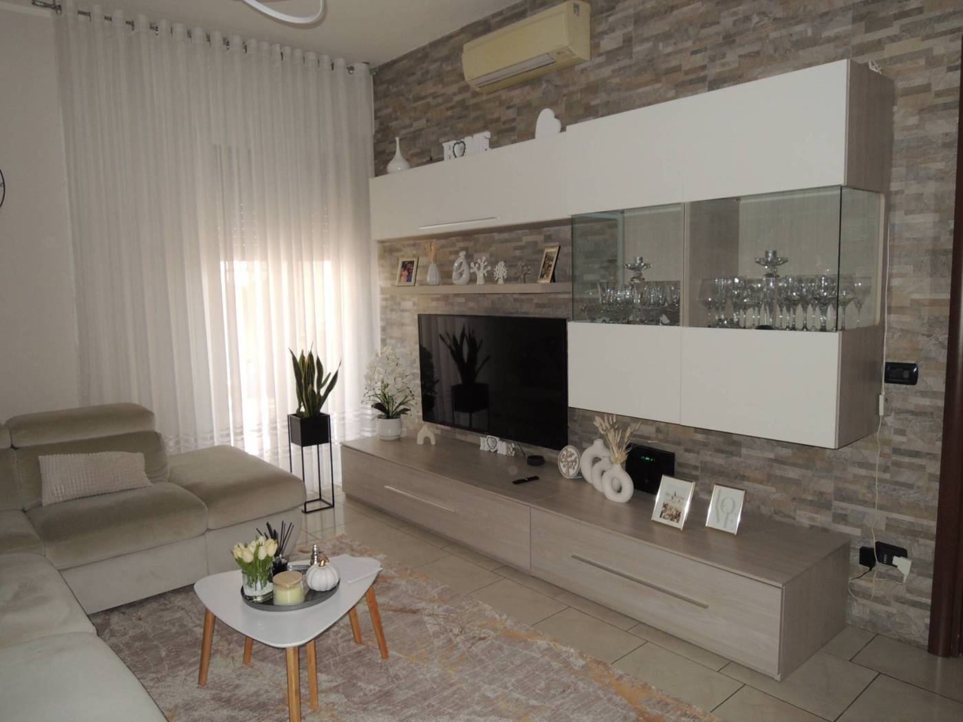 Salone