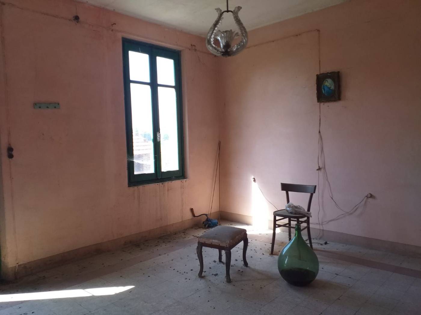Stanza non arredata