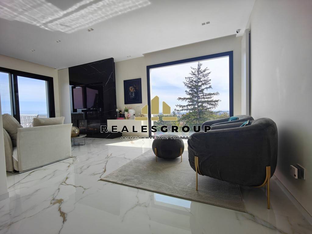 Salone