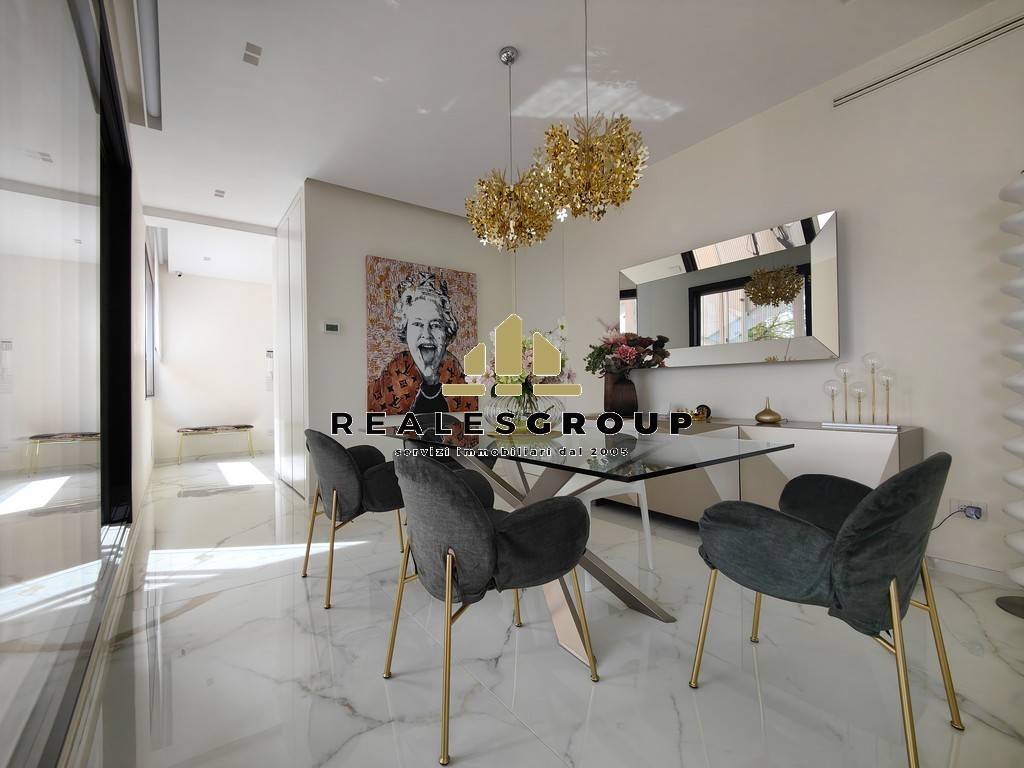 Salone