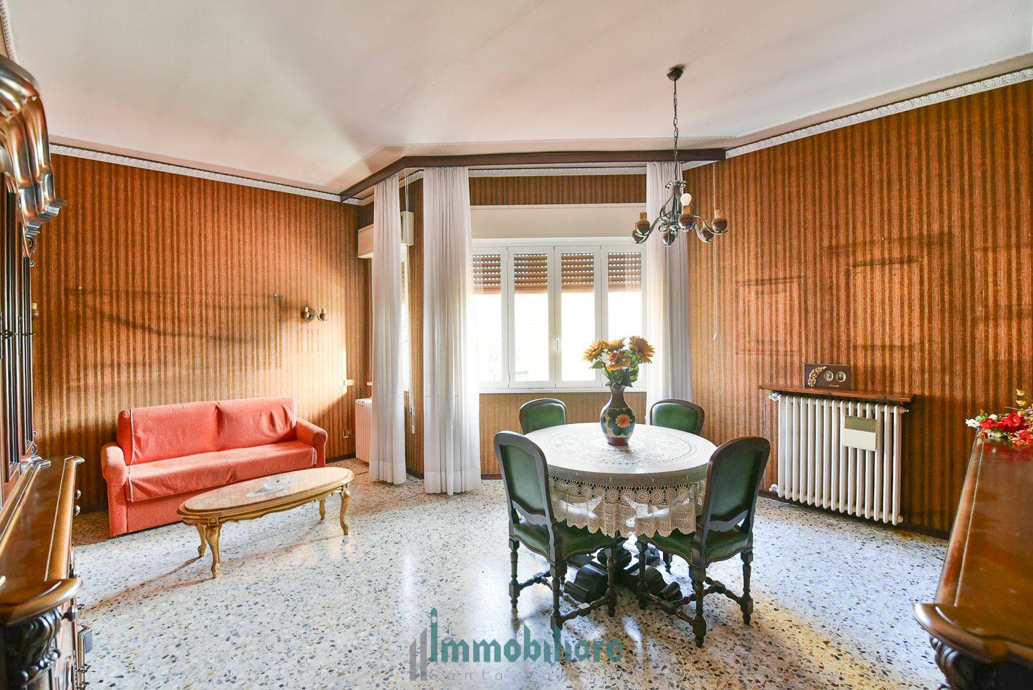 Salone