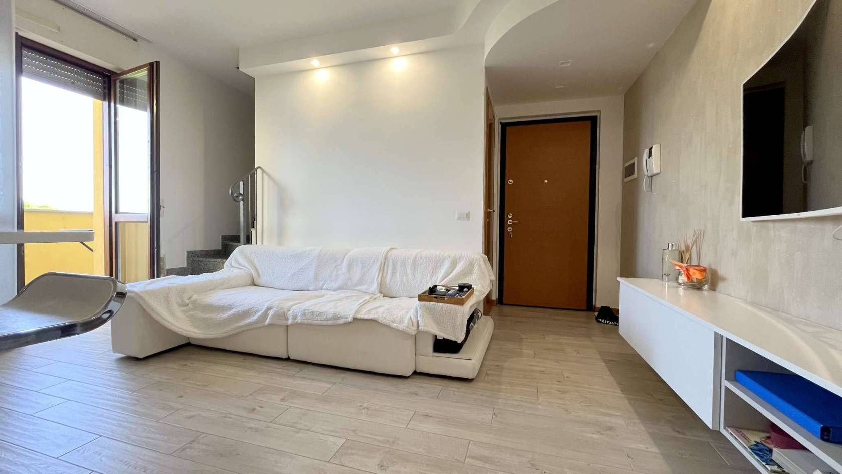 Salone