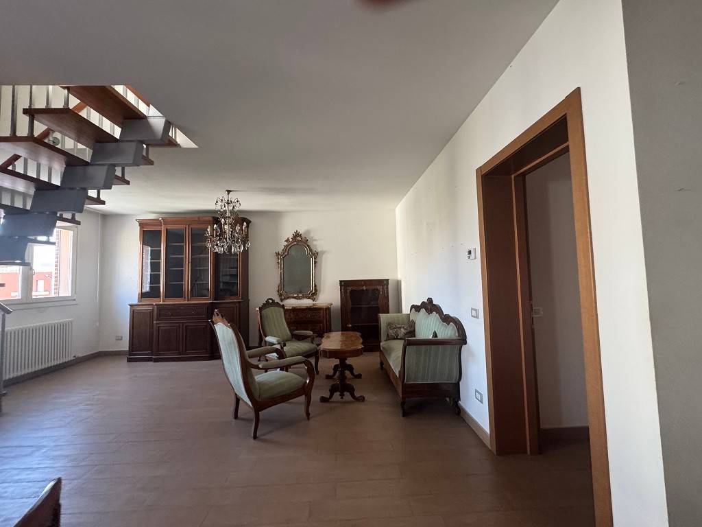 Salone