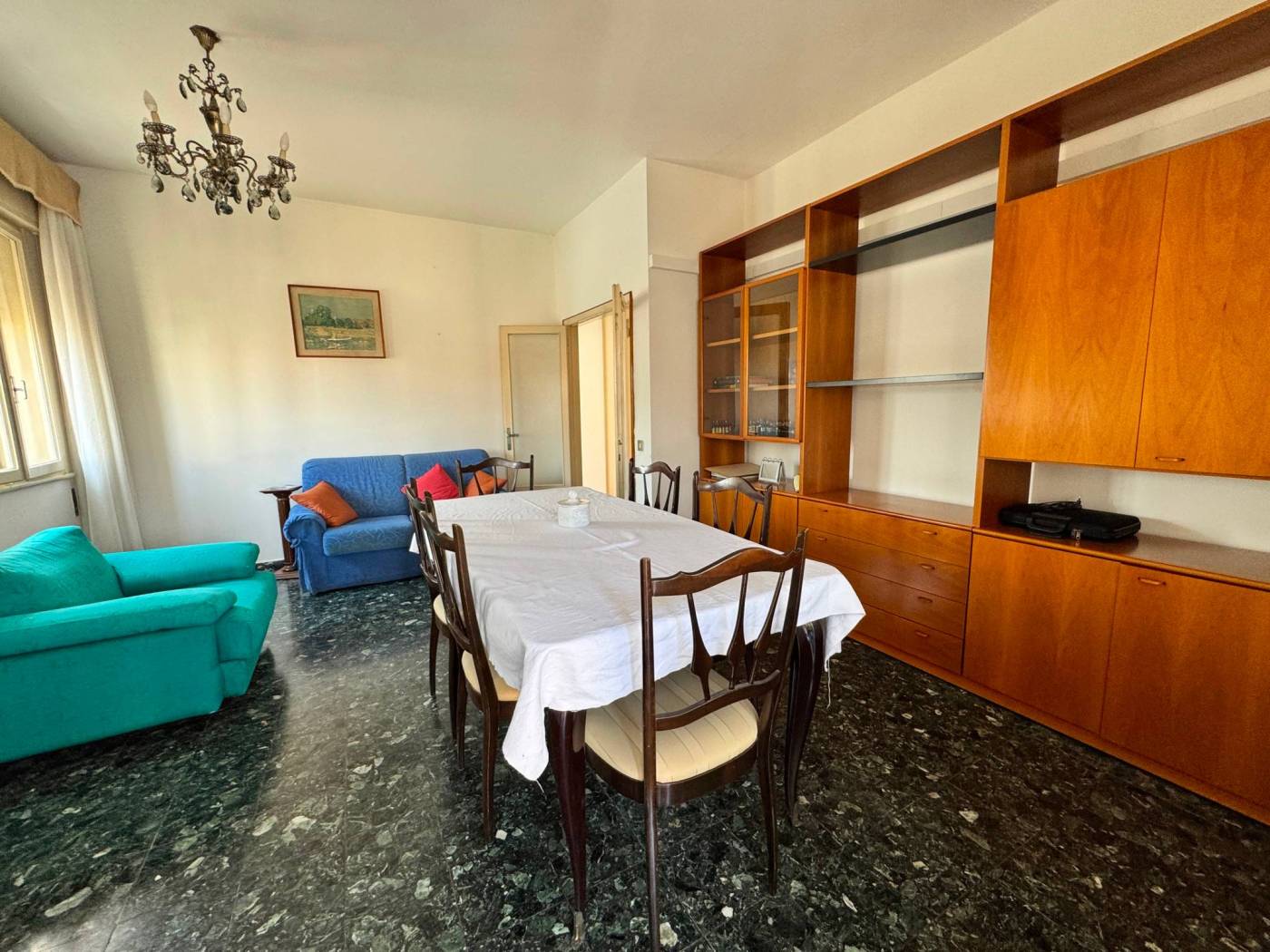 Salone