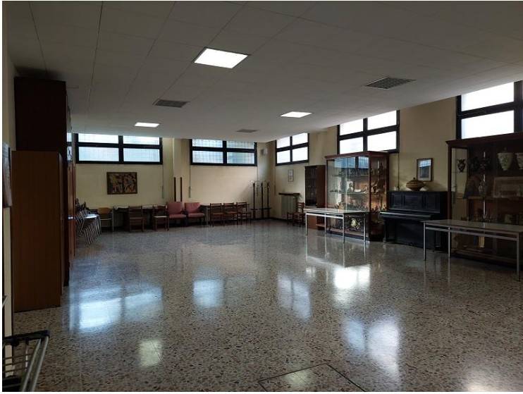 Interno non residenziale Interno non residenziale