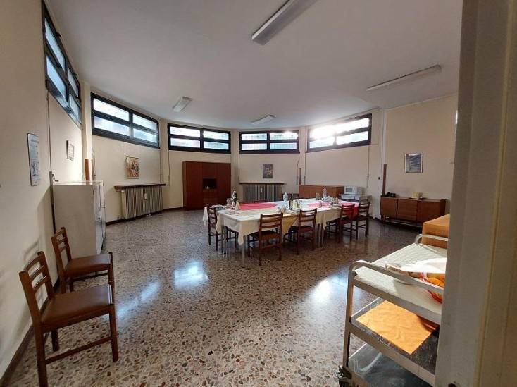 Interno non residenziale Interno non residenziale