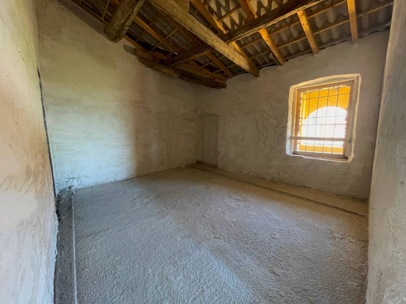 Stanza non arredata Stanza non arredata