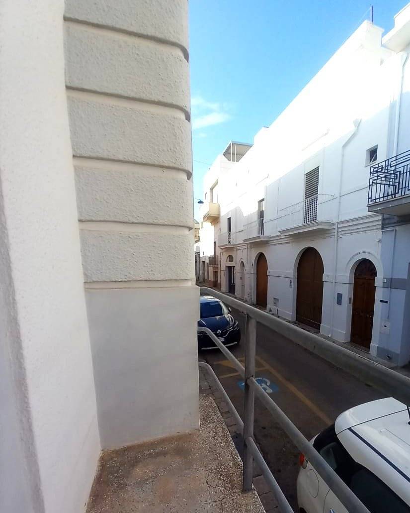 Zona Zona