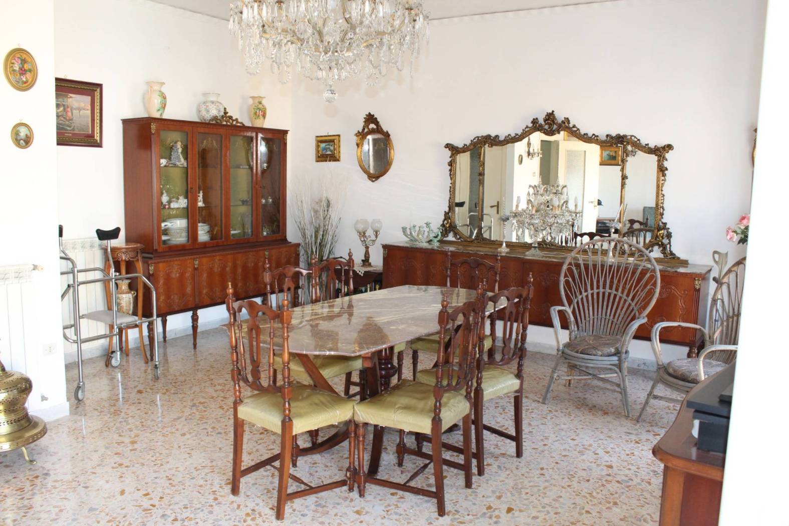 Salone