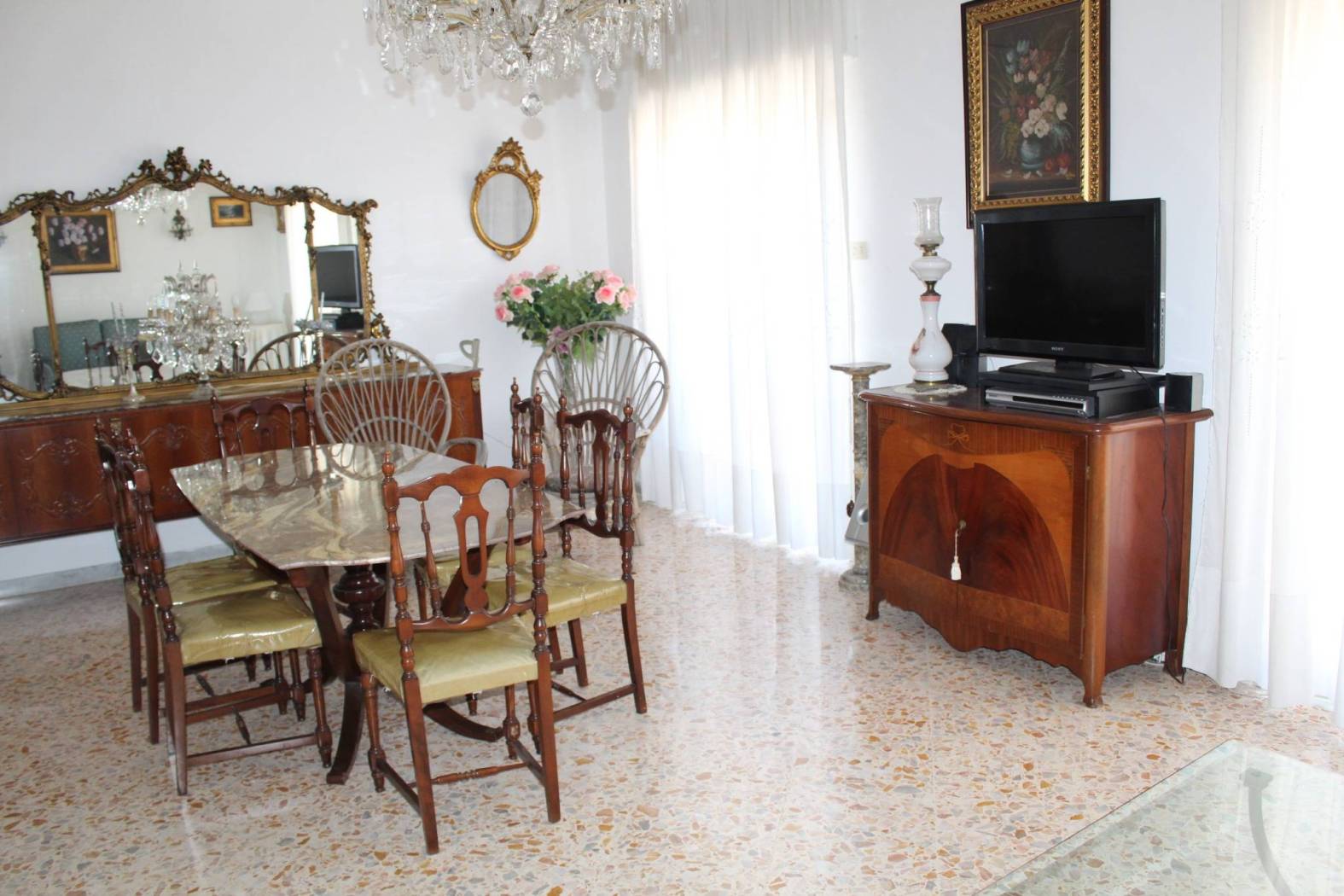 Salone