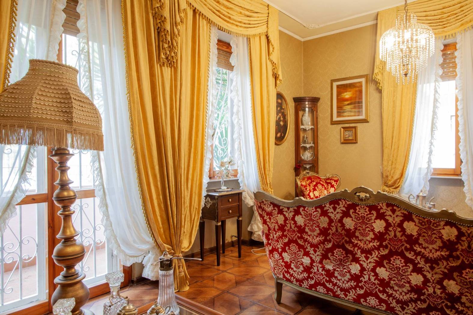 Salone
