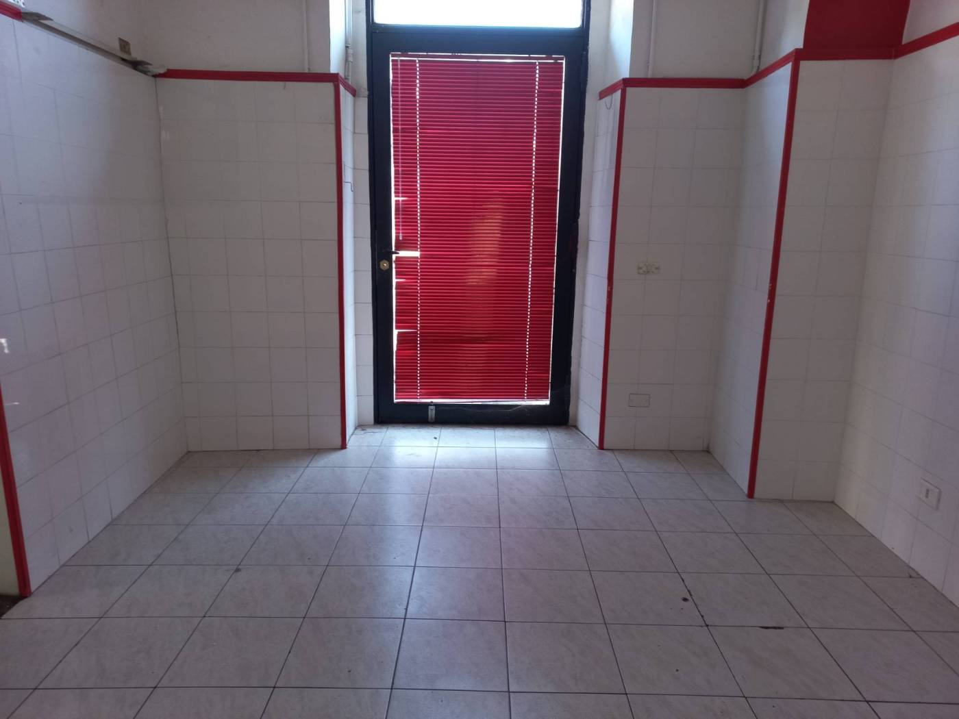 Interno non residenziale Interno non residenziale