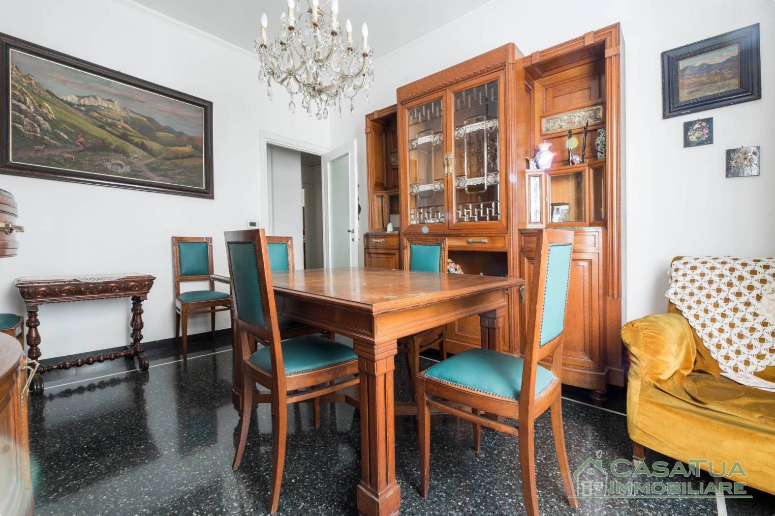 Salone