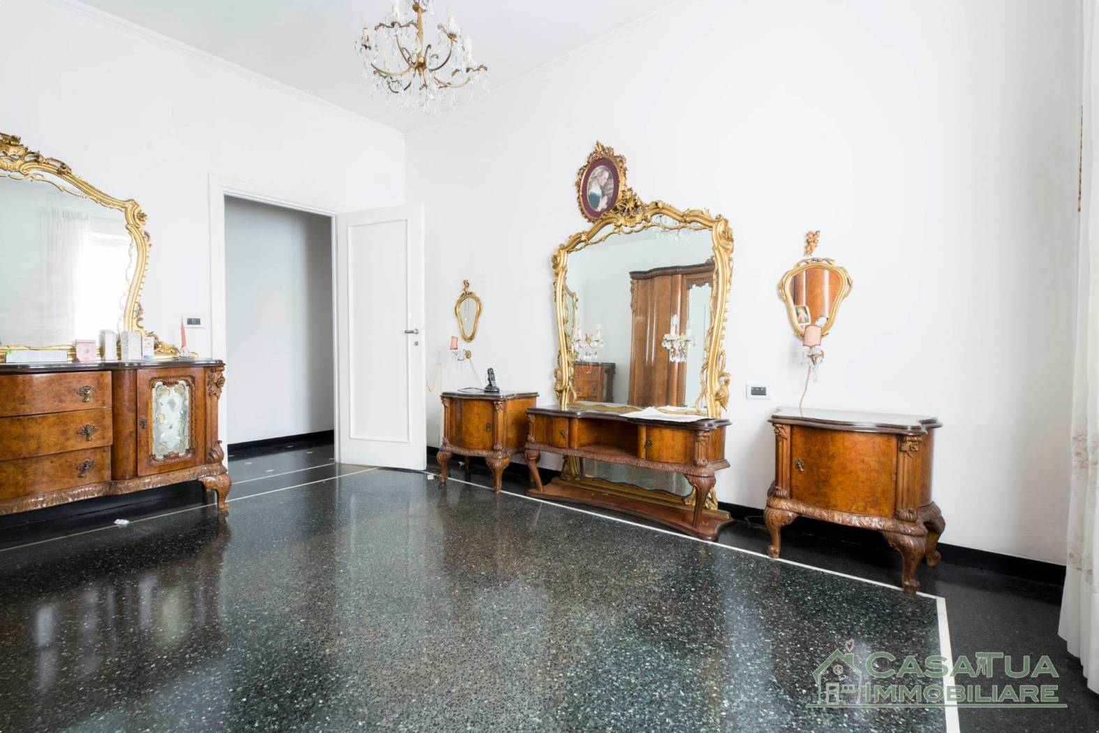 Salone