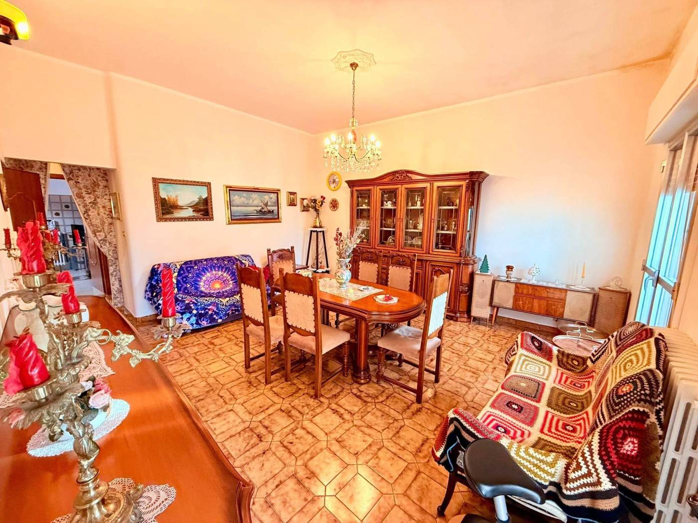 Salone