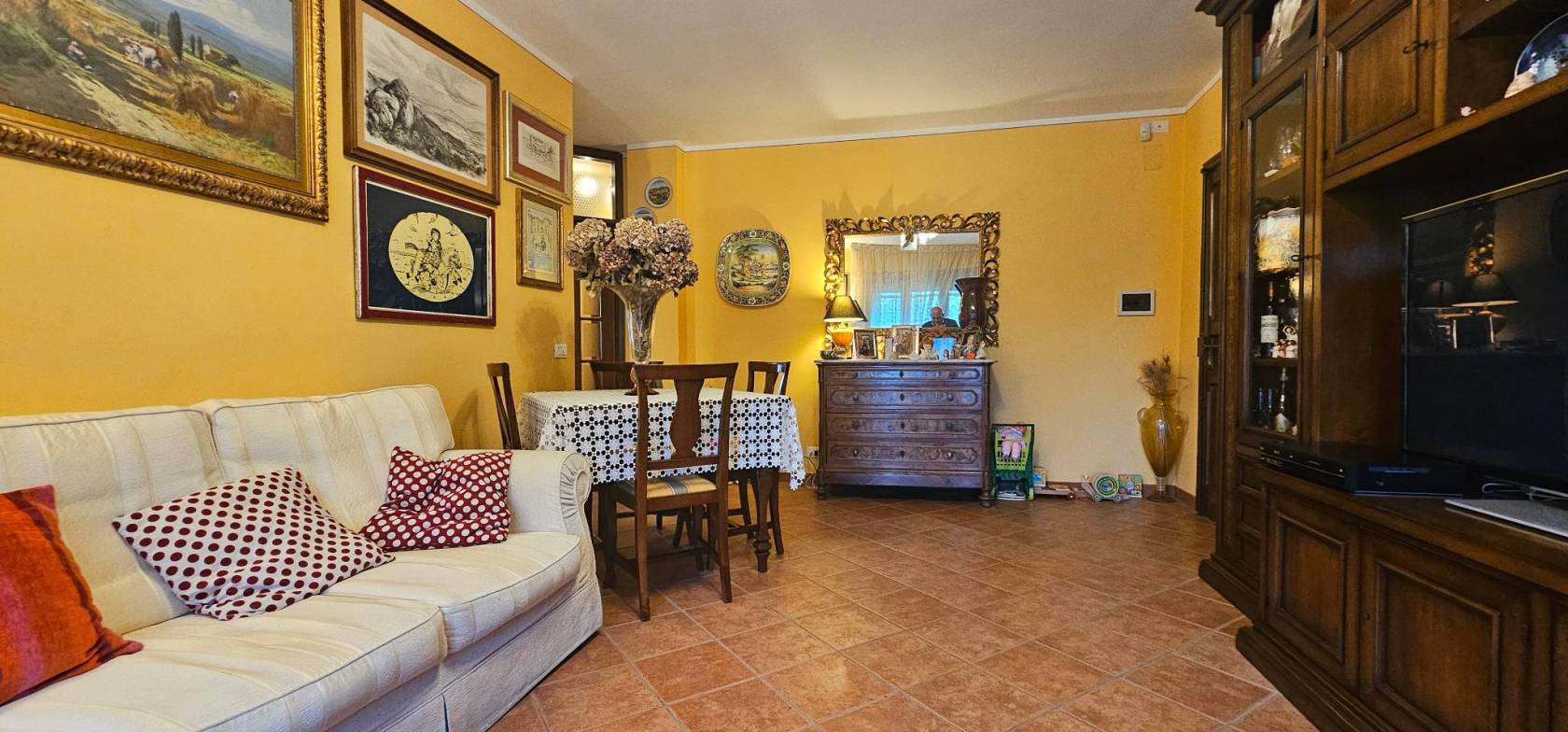 Salone