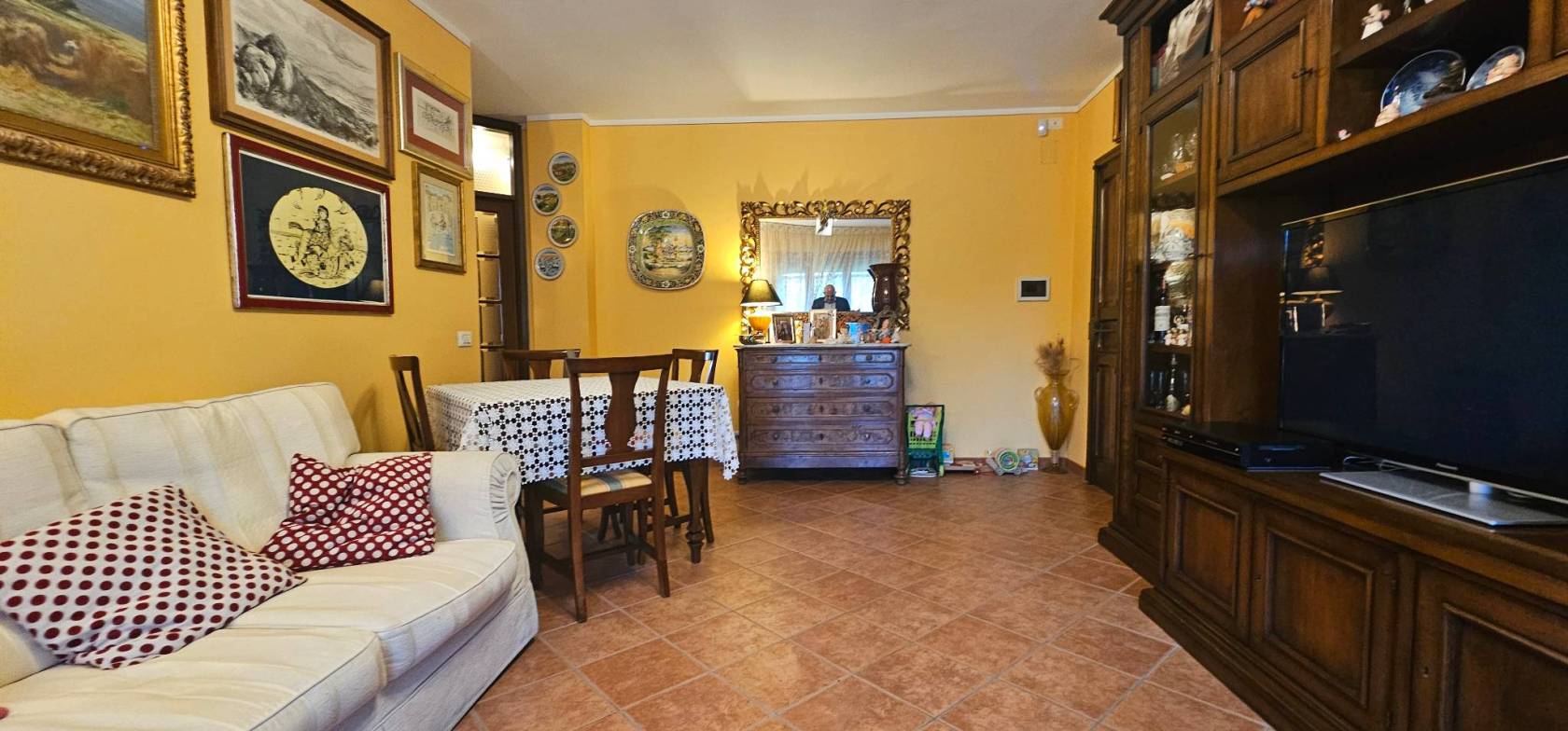 Salone