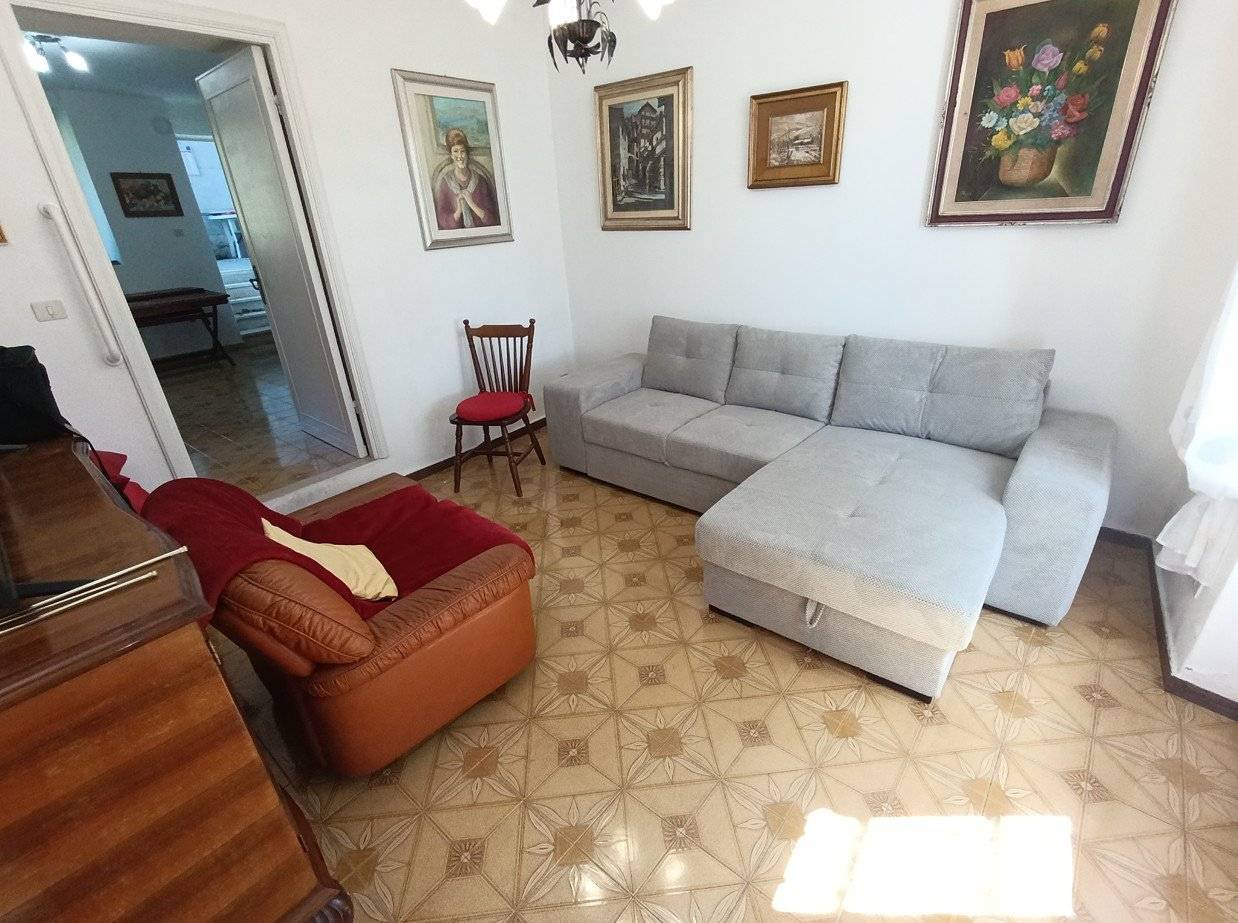 Salone