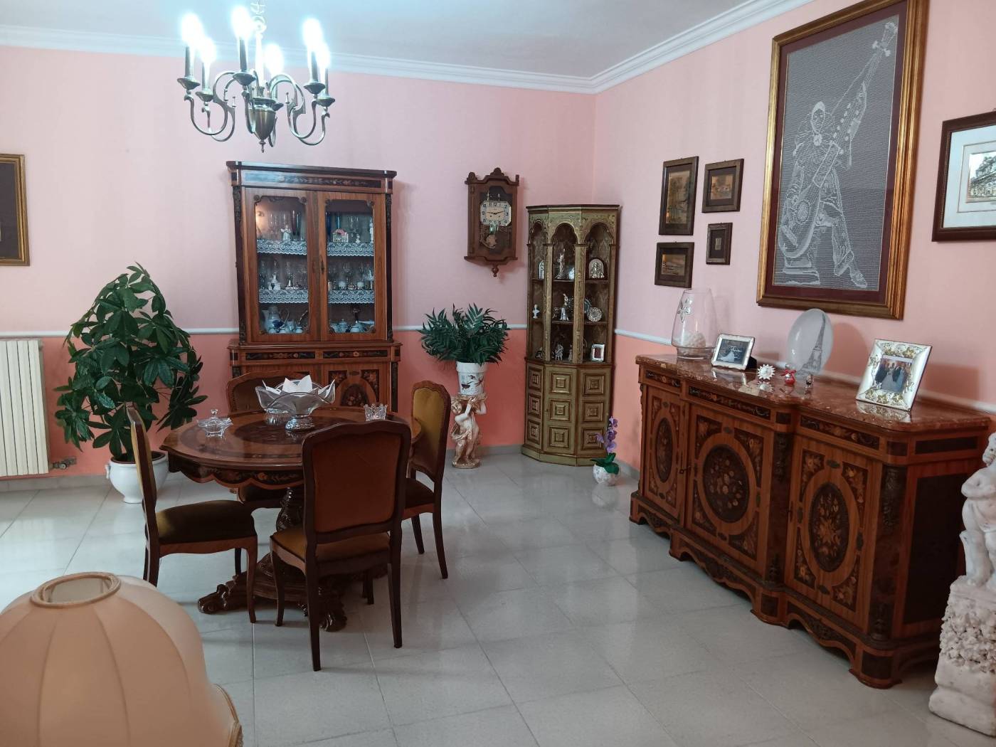 Salone