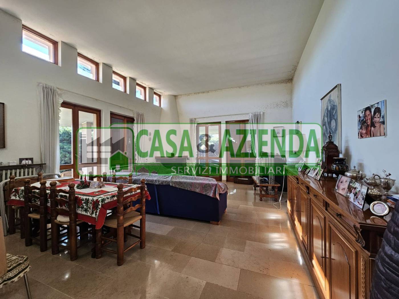 Salone
