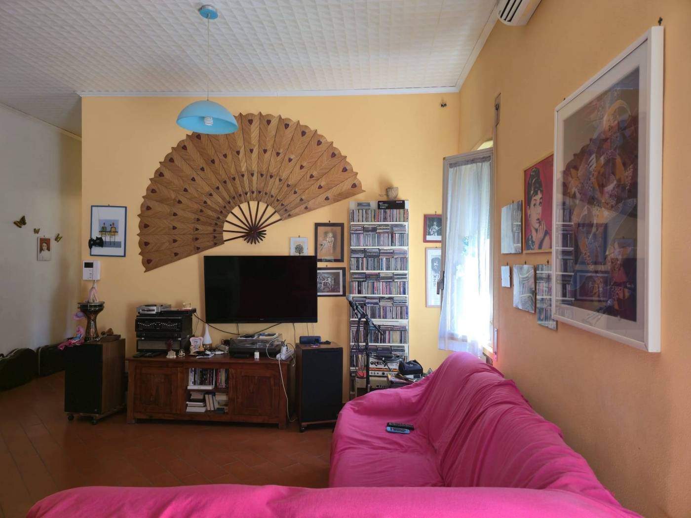 Salone