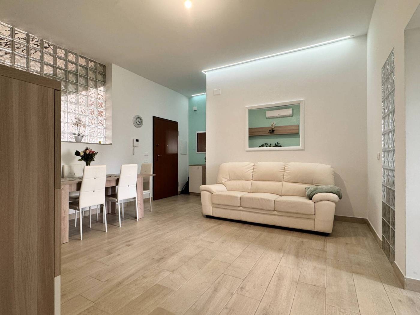 Salone