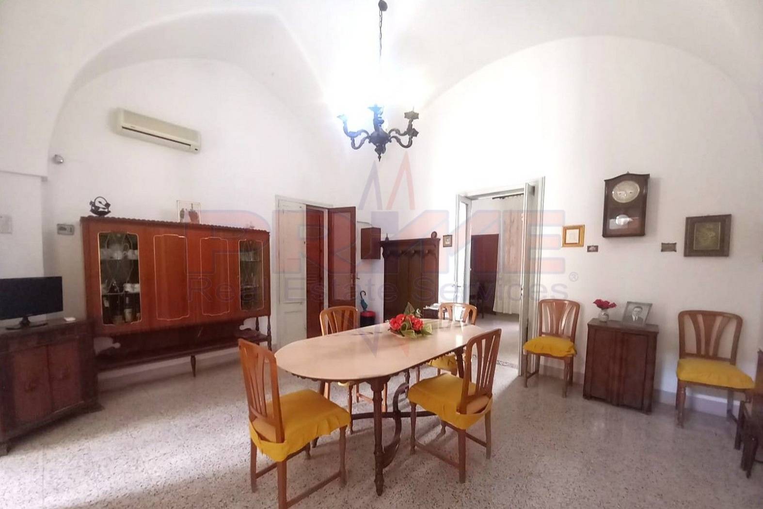 Salone