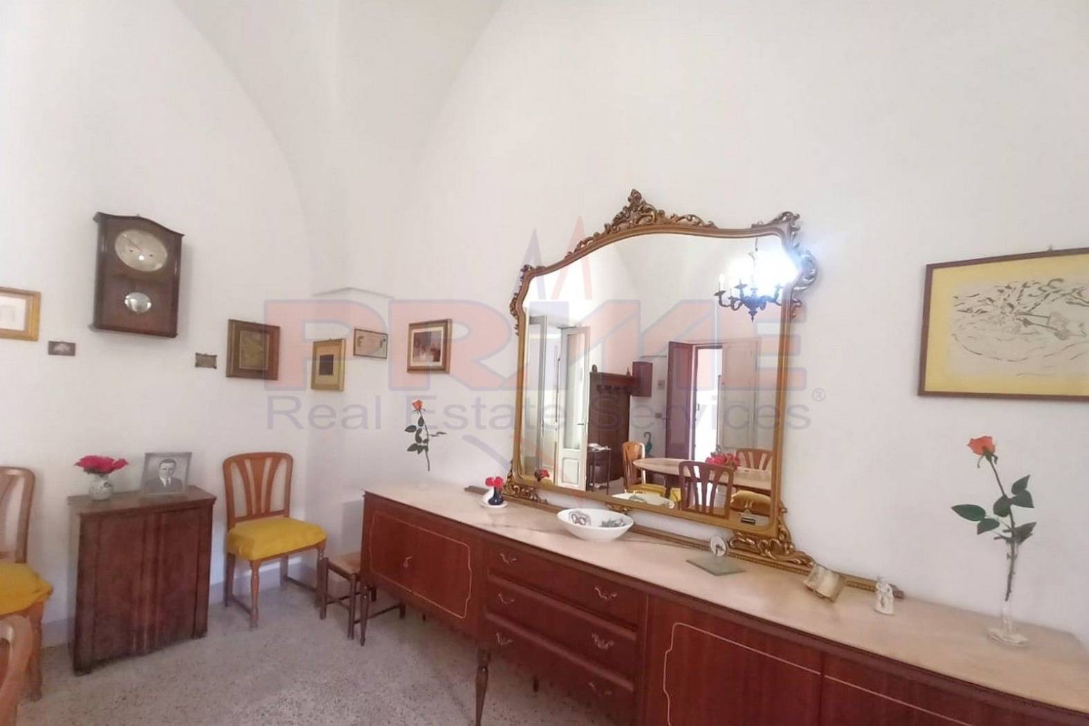 Salone