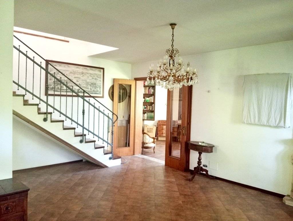 Salone