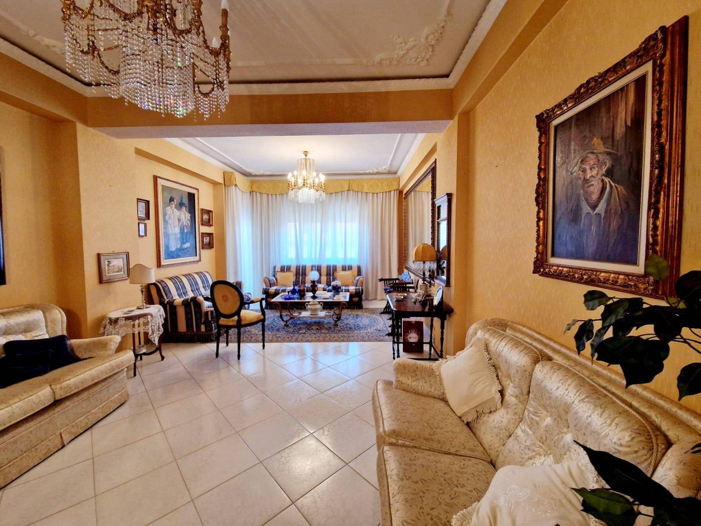 Salone
