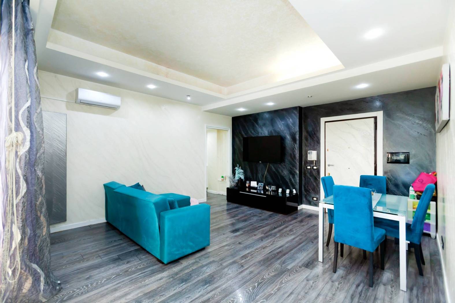Salone