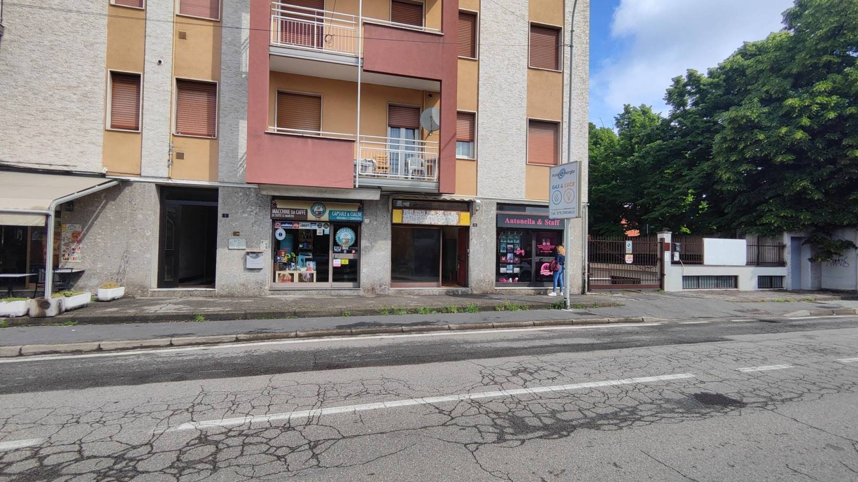 Zona Zona