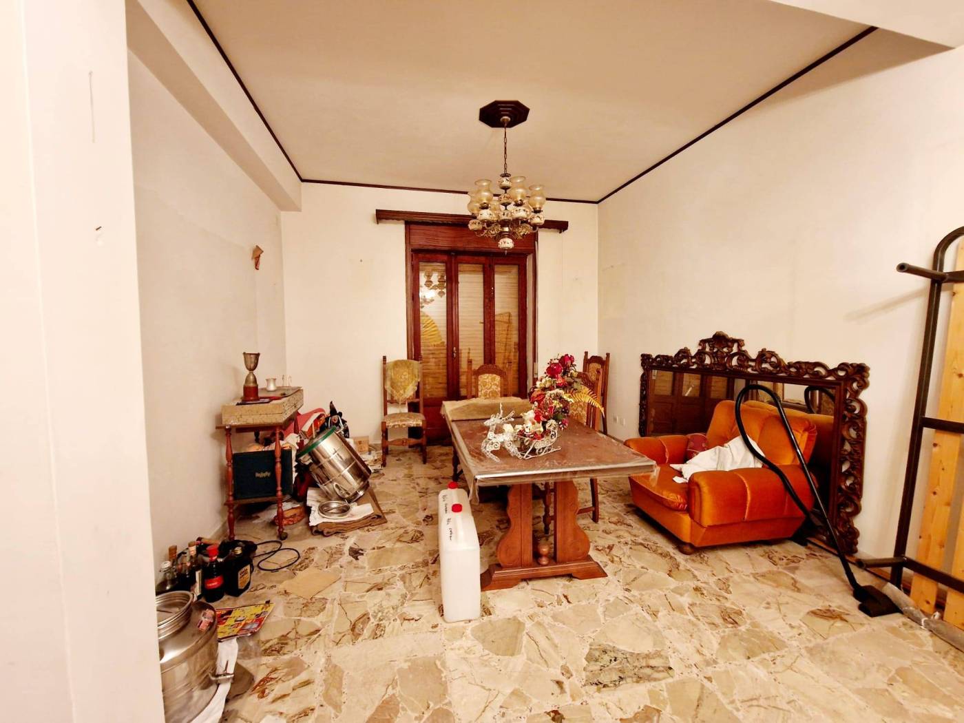 Salone