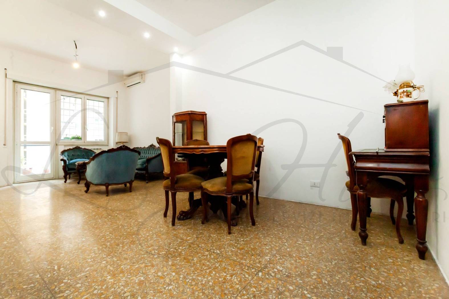 Salone