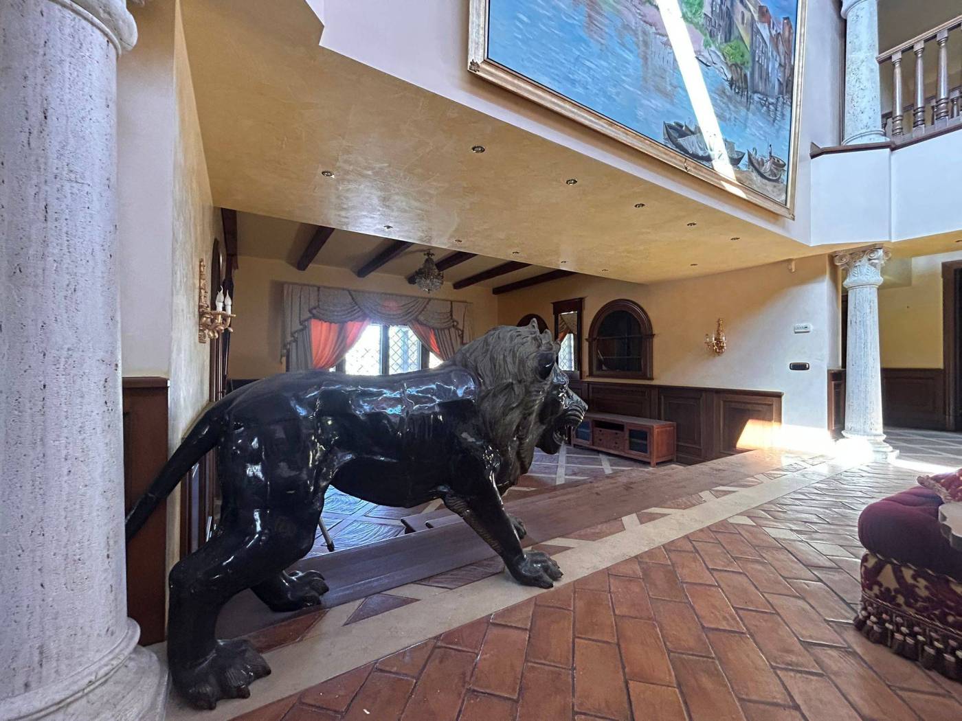 Salone