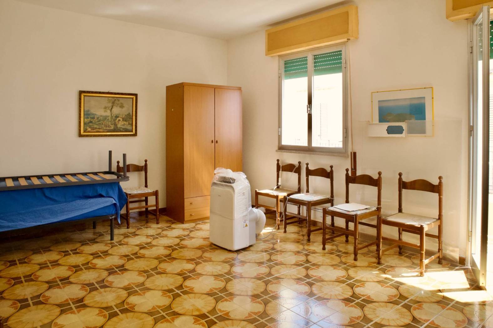 Salone
