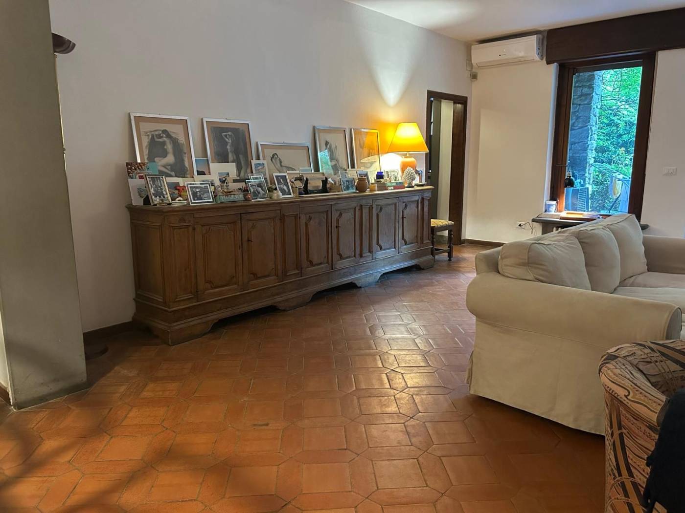 Salone