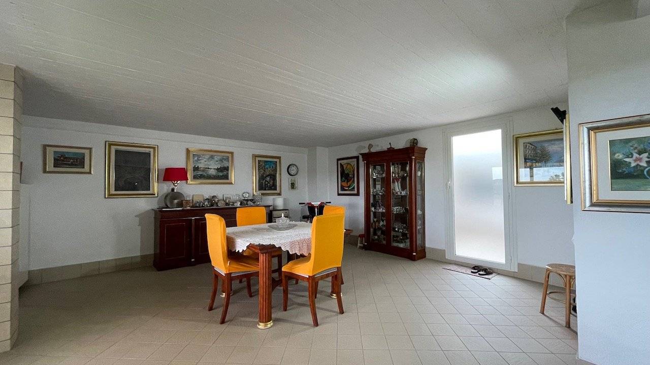 Salone