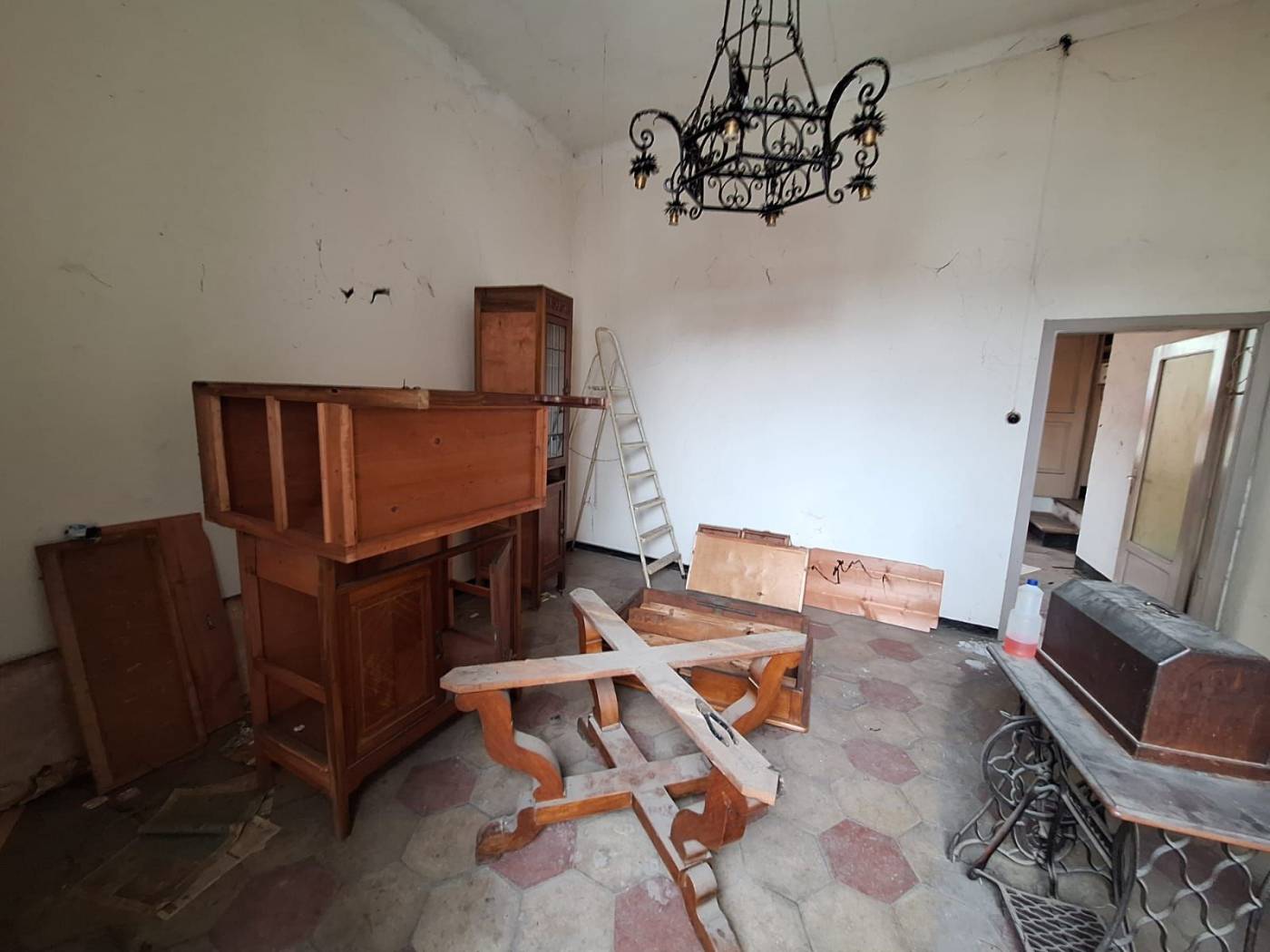 Salone