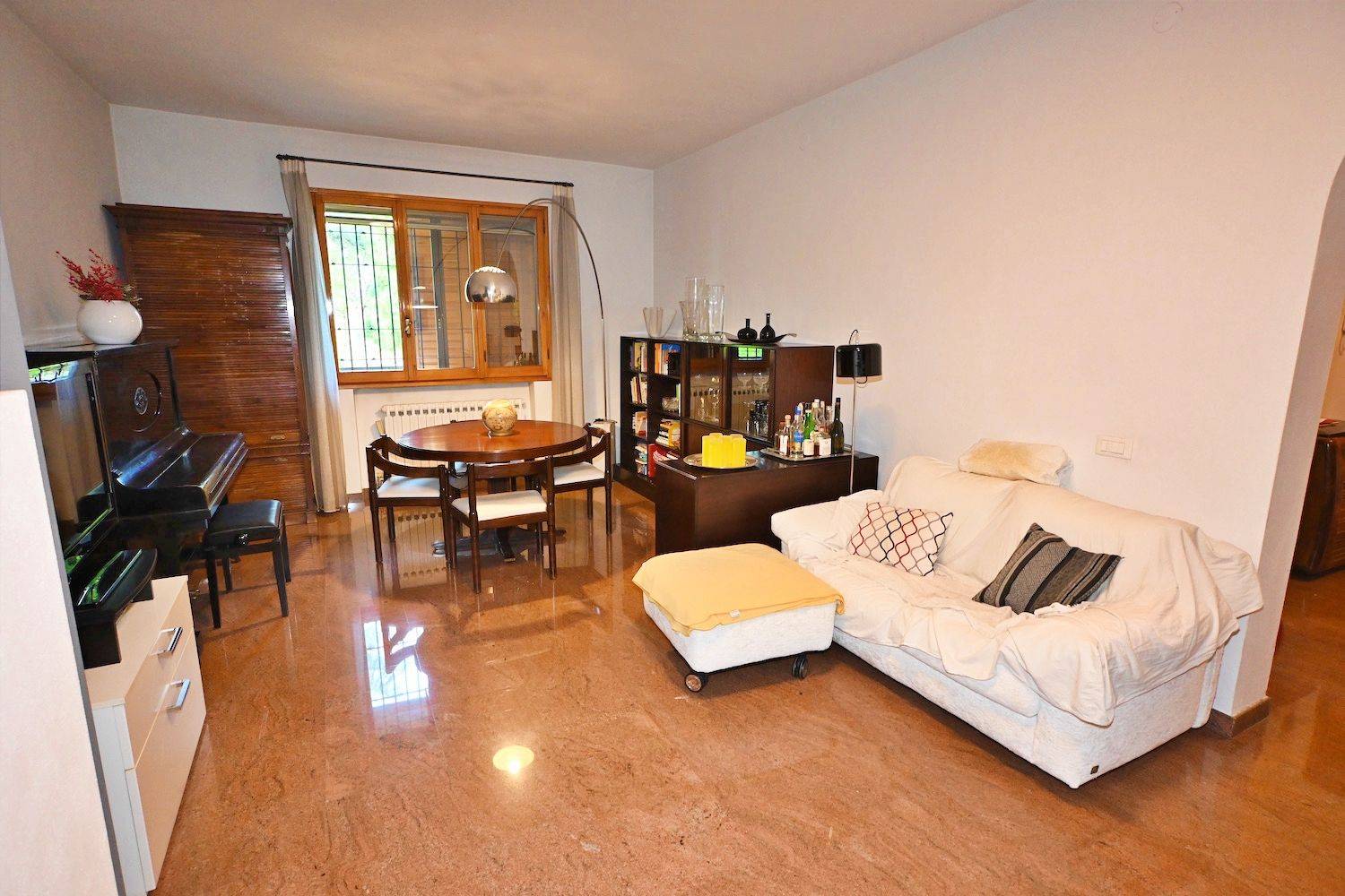 Salone