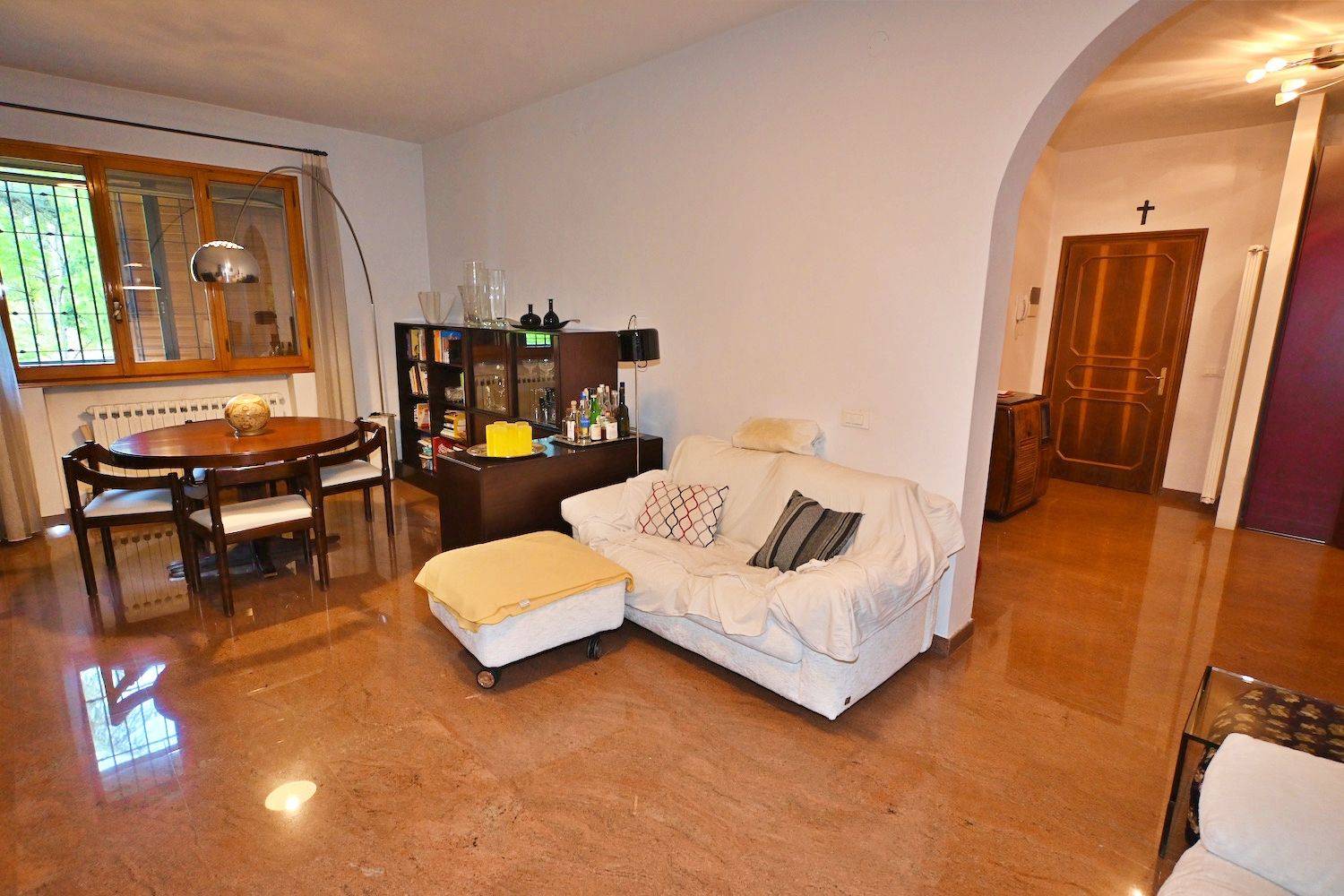 Salone