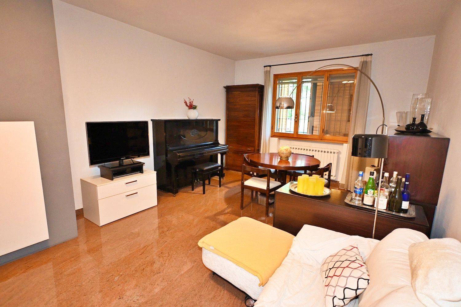 Salone