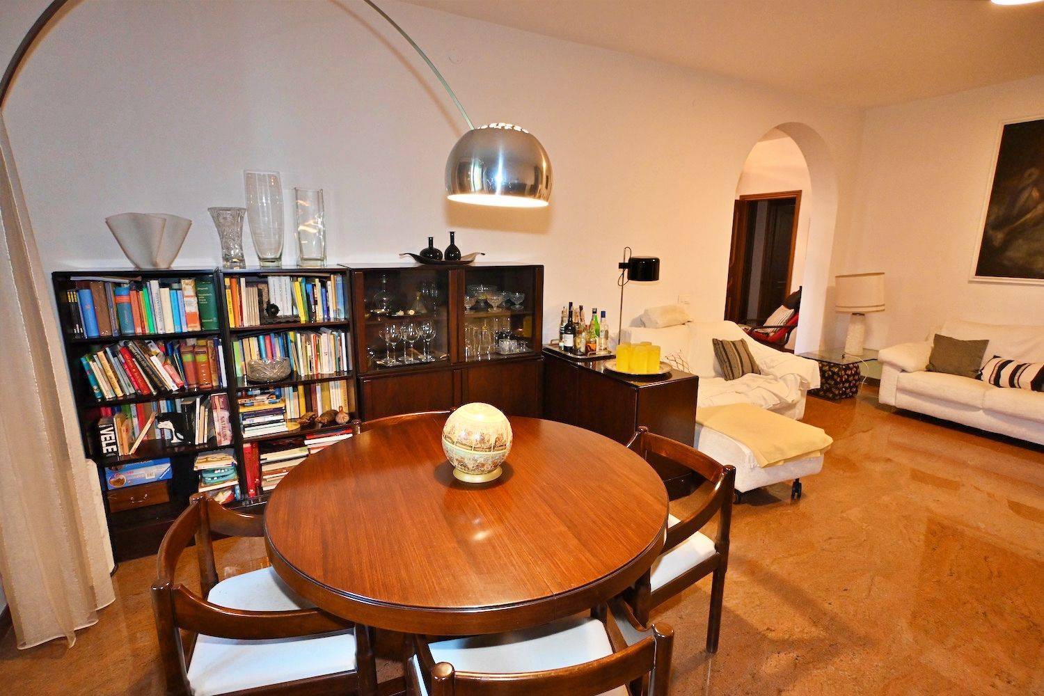 Salone