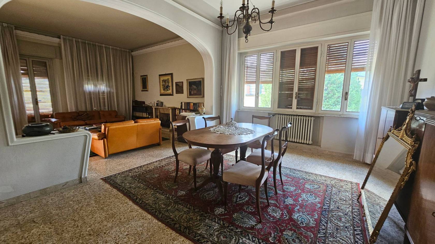 Salone